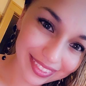 Meet your Posher, Delia